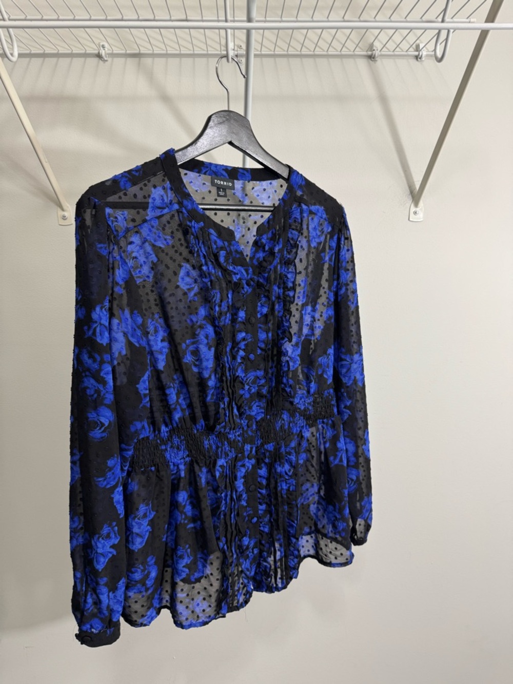 Torrid Black & Royal Blue Floral Sheer Blouse Size 1